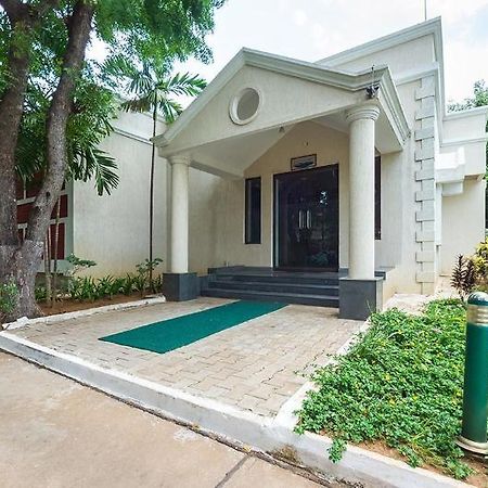 Hotel Riverside Resort And Spa Kumbakonam Exterior foto